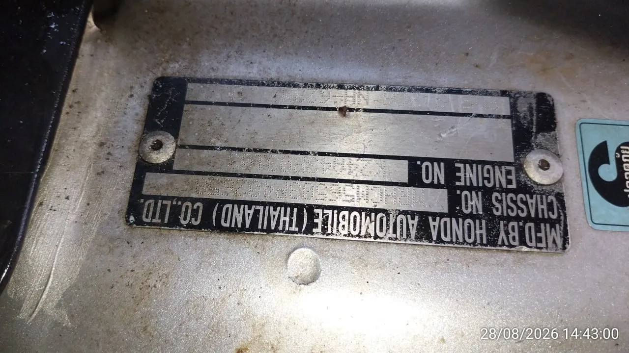 2003 Honda Accord – 12