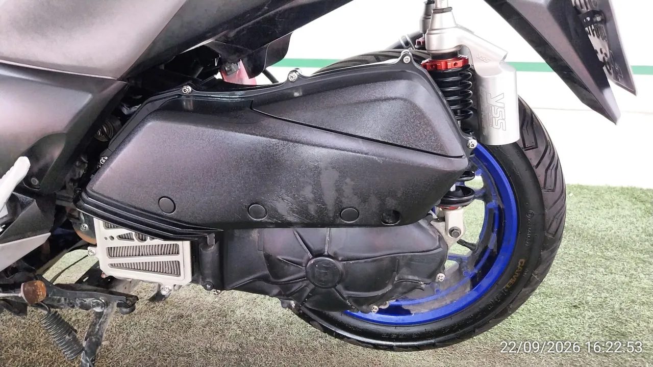 2021 Yamaha X-Max – 12
