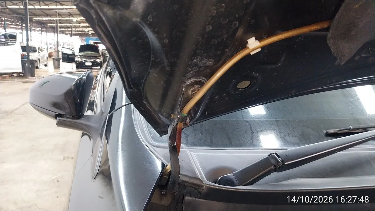 2014 Toyota Yaris – 12