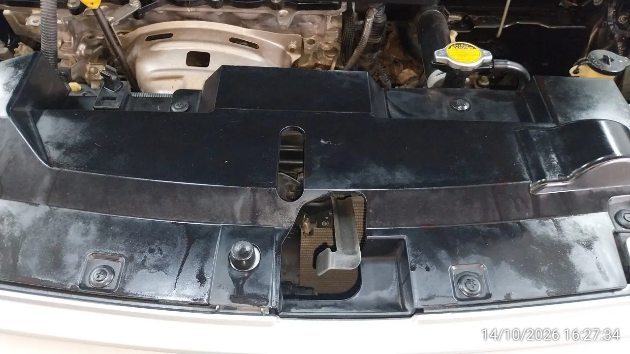 2014 Toyota Yaris – 5
