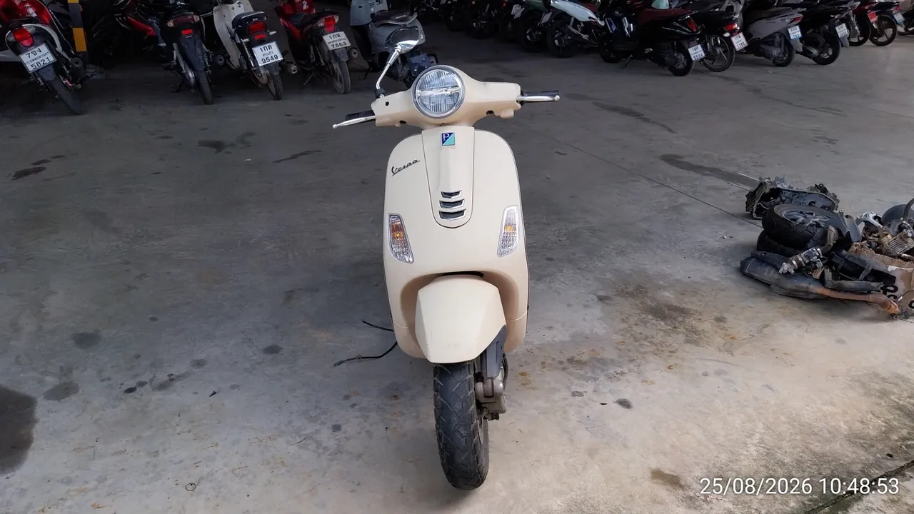 2022 Vespa LX – 1
