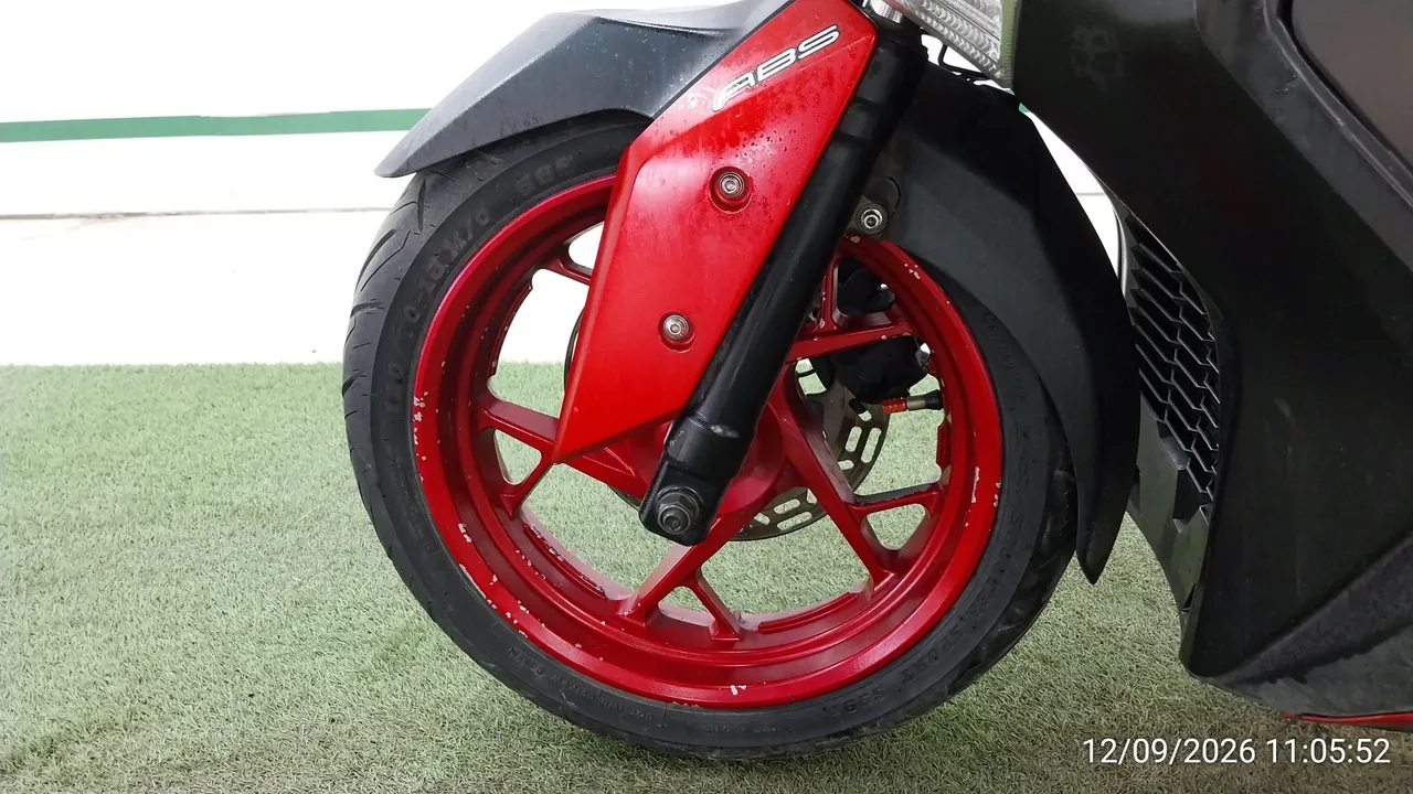 2020 Yamaha X-Max – 9