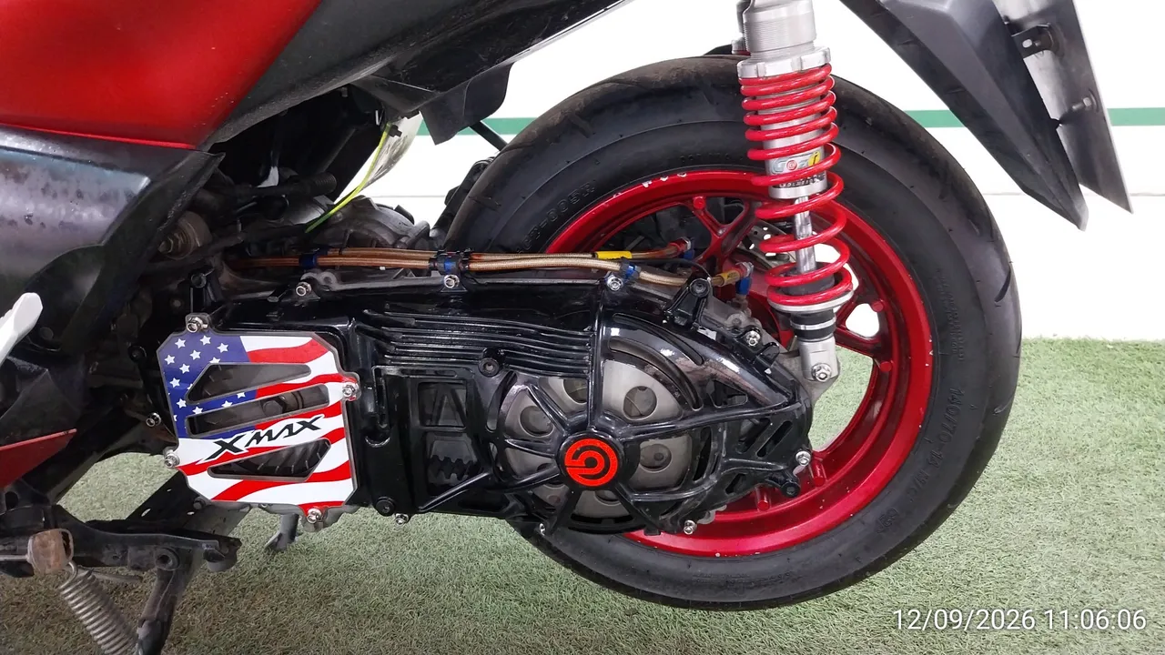 2020 Yamaha X-Max – 12