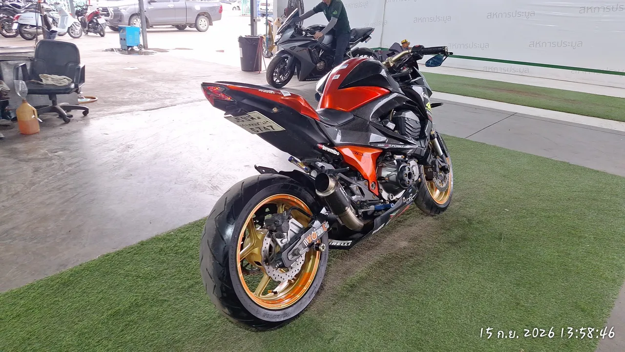 2014 Kawasaki Z800 – 6