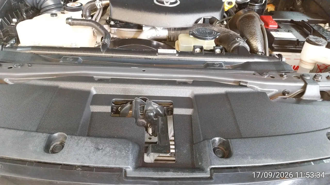 2024 Toyota Hilux Revo – 5