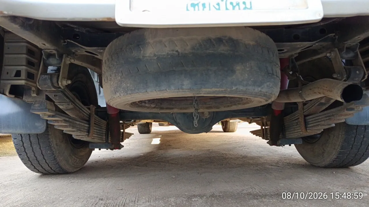 2015 Isuzu D-Max – 11