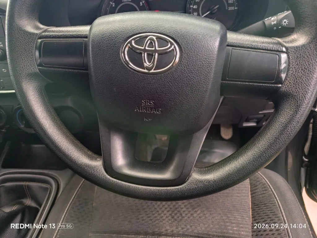 2022 Toyota Hilux Revo – 12