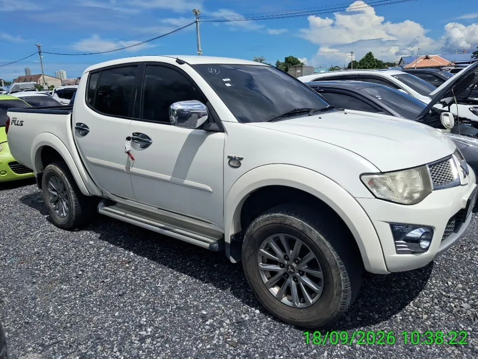 2011 Mitsubishi Triton – 6