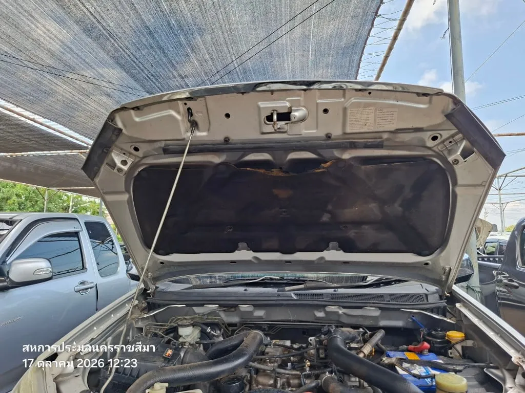 2013 Isuzu D-Max – 11