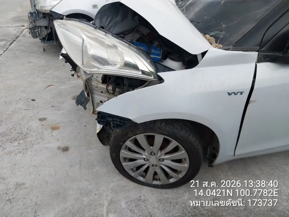 2013 Suzuki Swift – 11