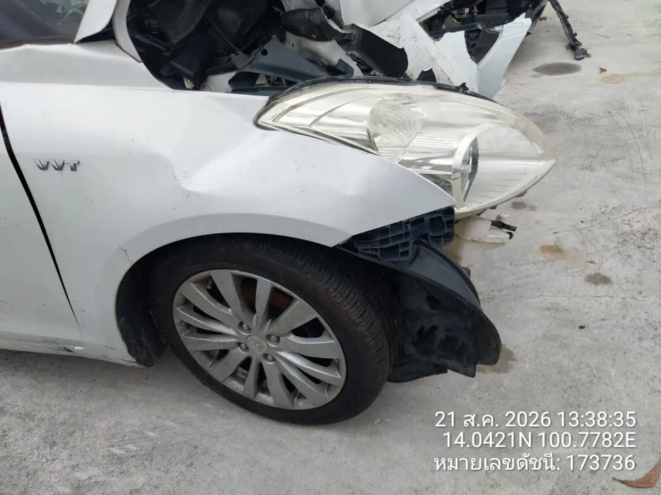 2013 Suzuki Swift – 10