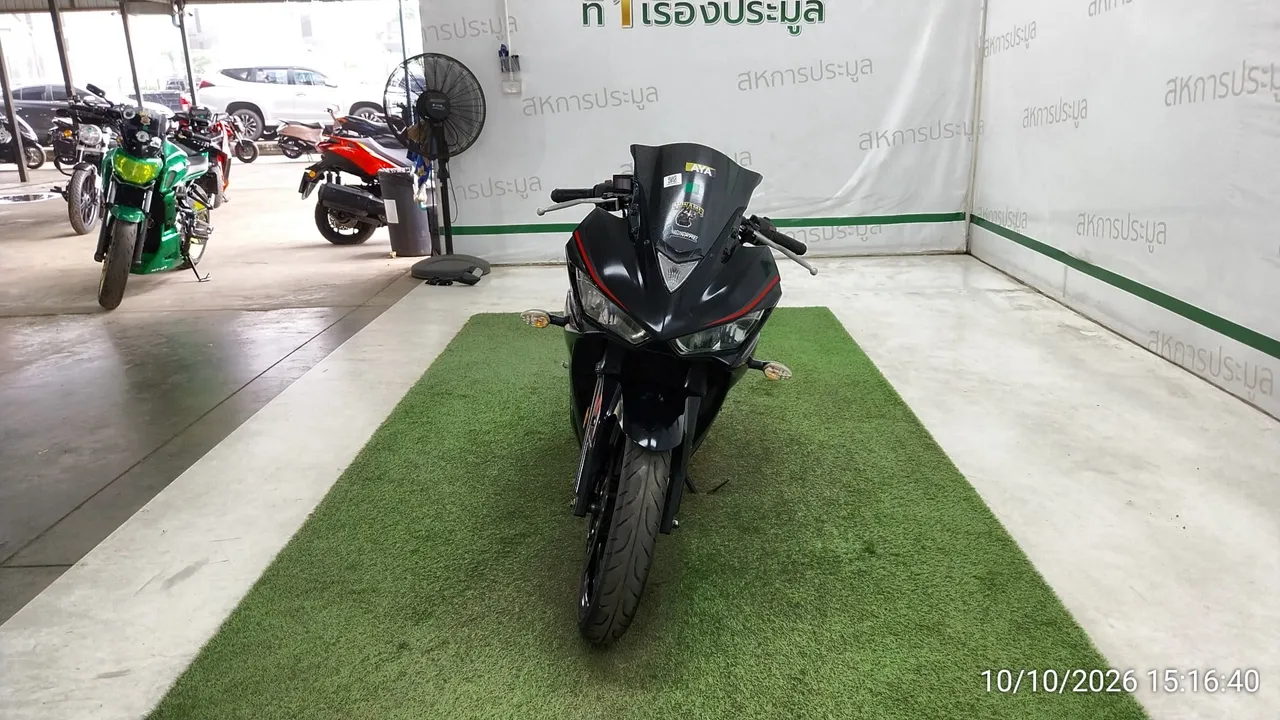 2018 Yamaha YZF-R3 – 1
