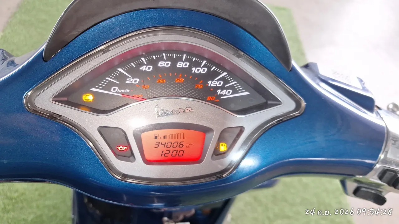2022 Vespa Sprint 125 – 9