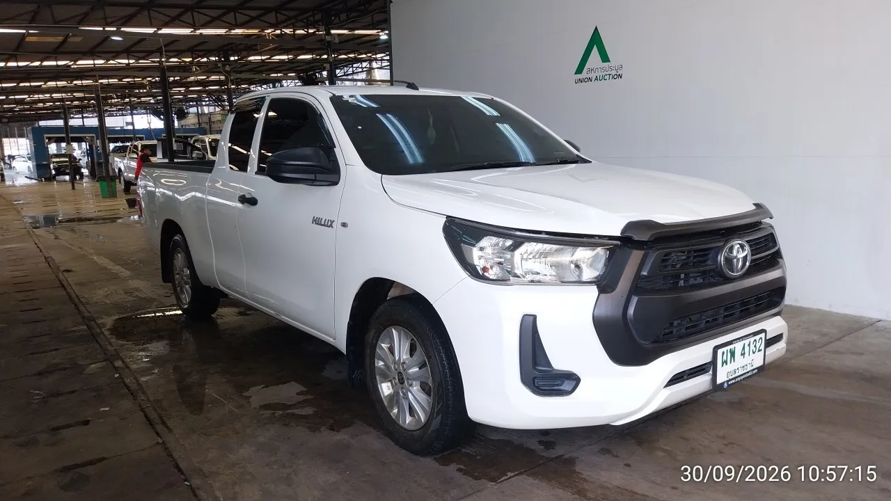 2020 Toyota Hilux Revo – 2