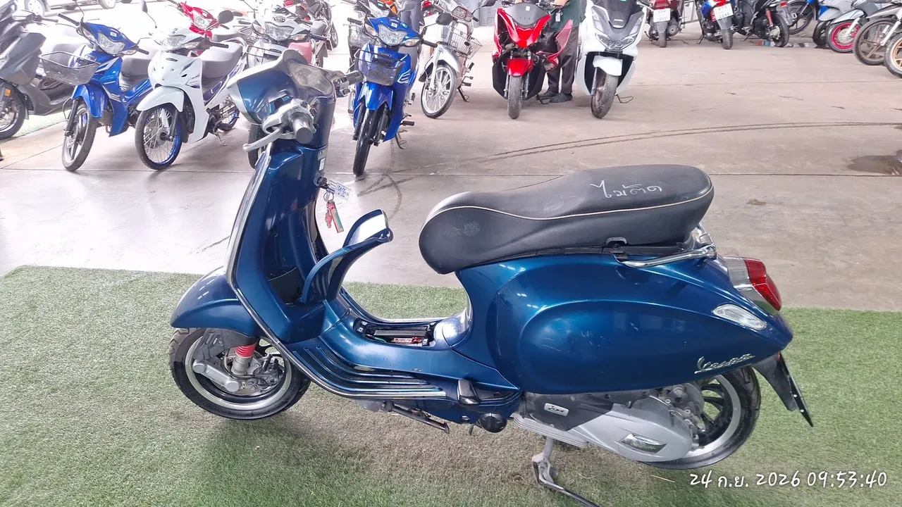 2022 Vespa Sprint 125 – 8