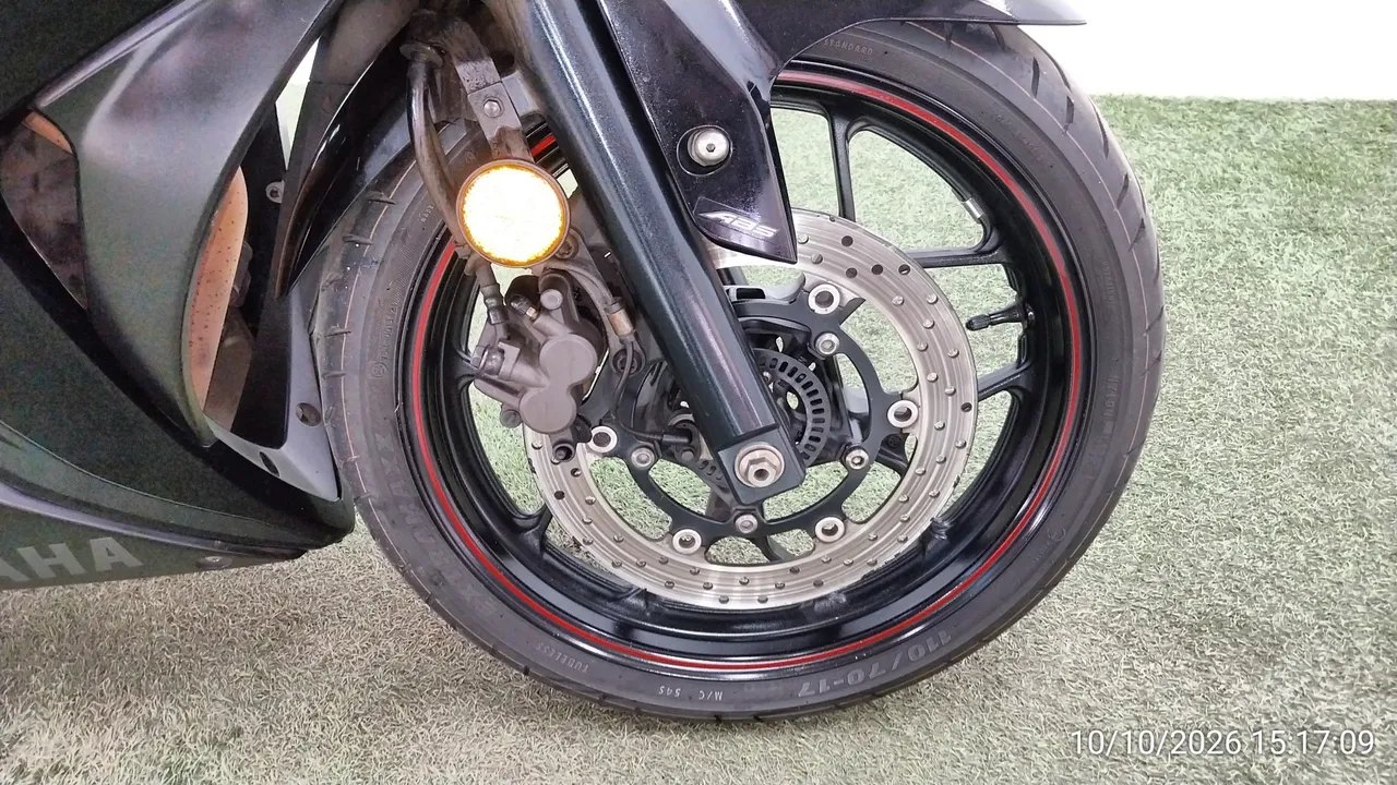 2018 Yamaha YZF-R3 – 10