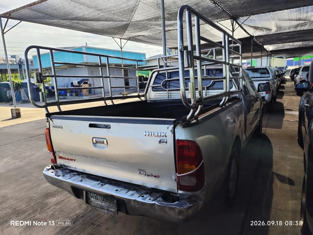 2010 Toyota Hilux Vigo – 3