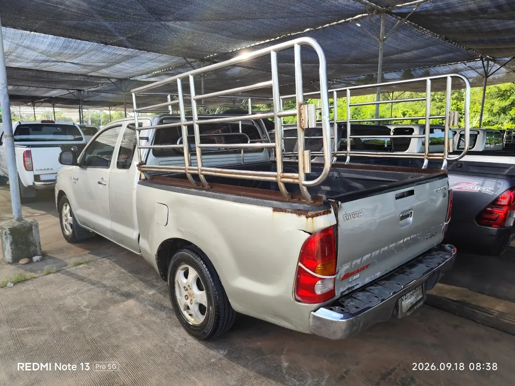 2010 Toyota Hilux Vigo – 5