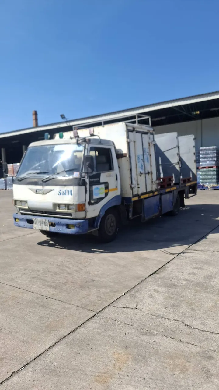 1996 Hino 6 Wheels – 2