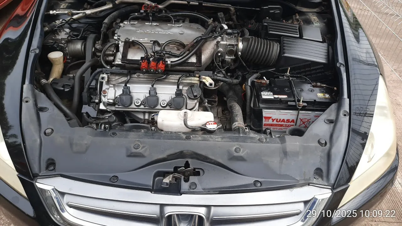 2005 Honda Accord – 4