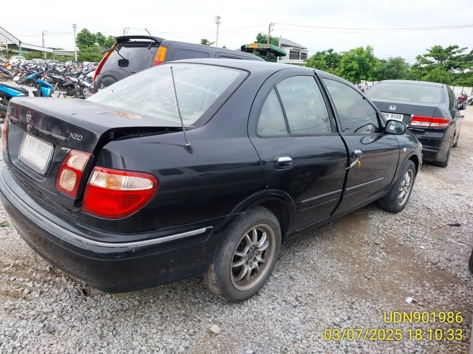 2003 Nissan Sunny – 7