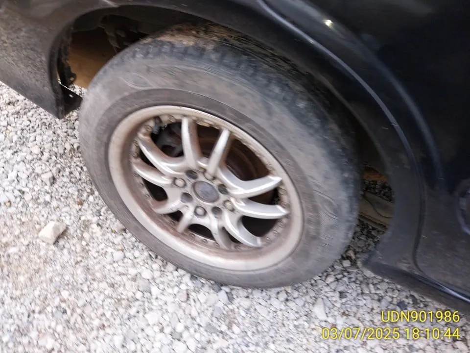 2003 Nissan Sunny – 10