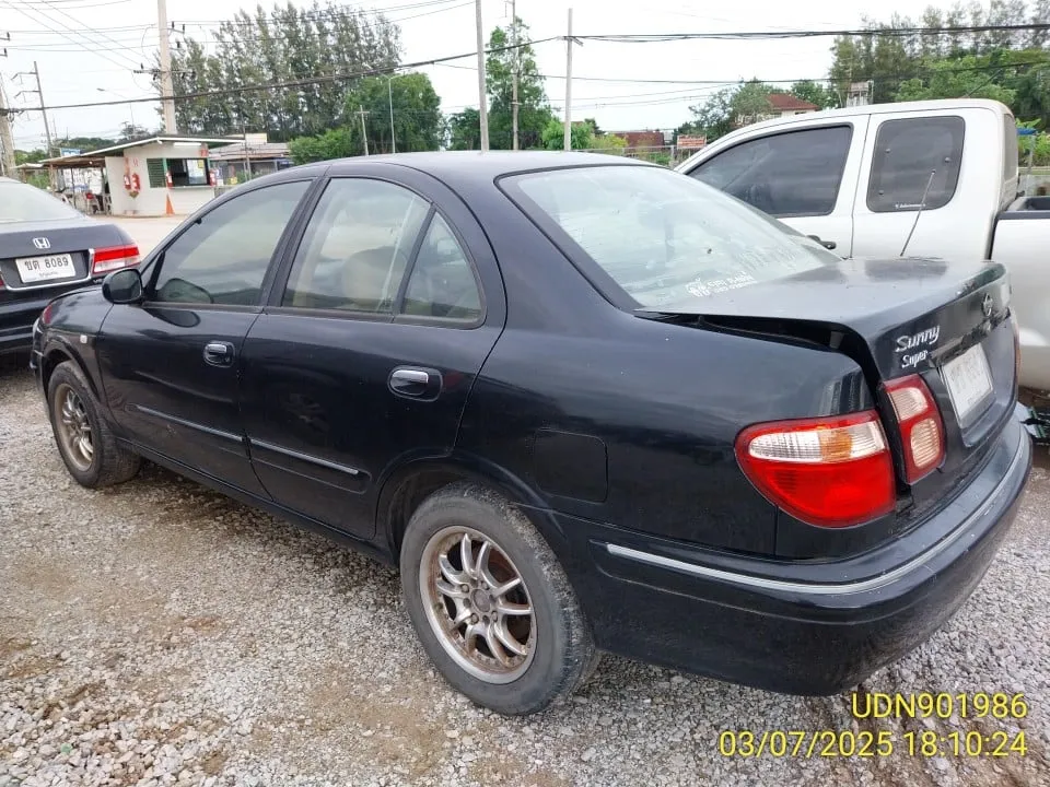 2003 Nissan Sunny – 3