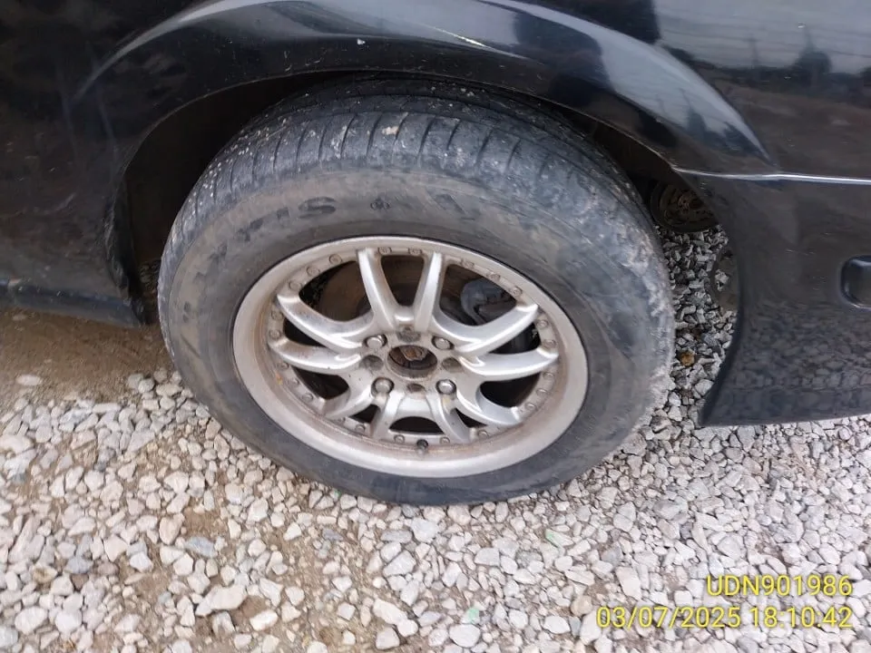 2003 Nissan Sunny – 9
