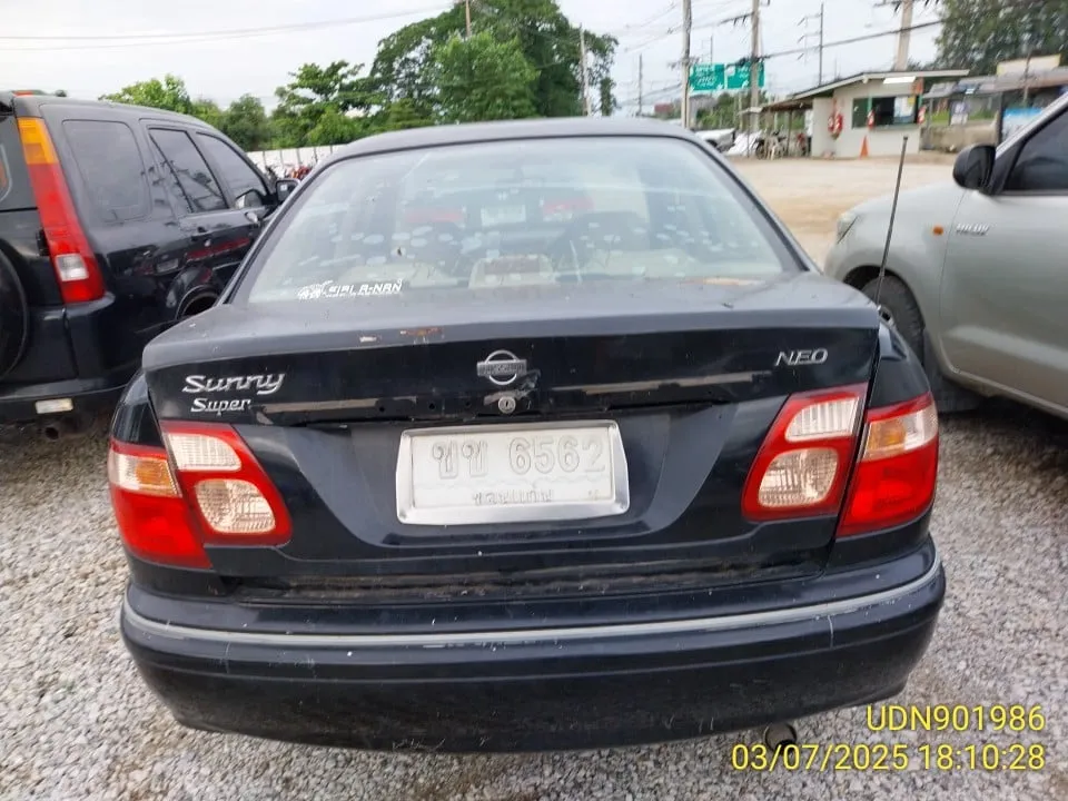 2003 Nissan Sunny – 5