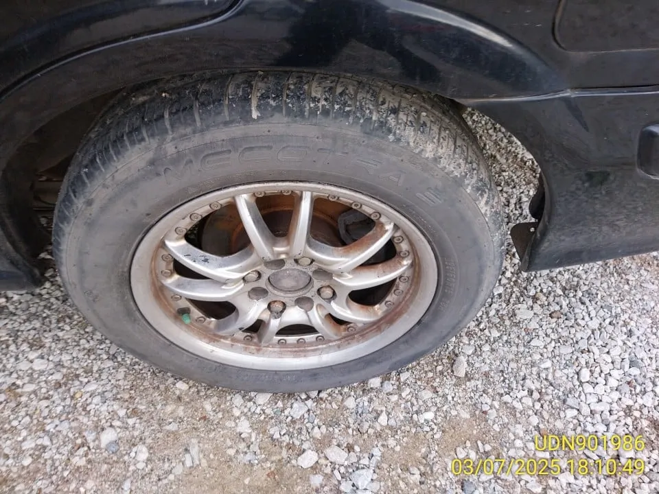 2003 Nissan Sunny – 11