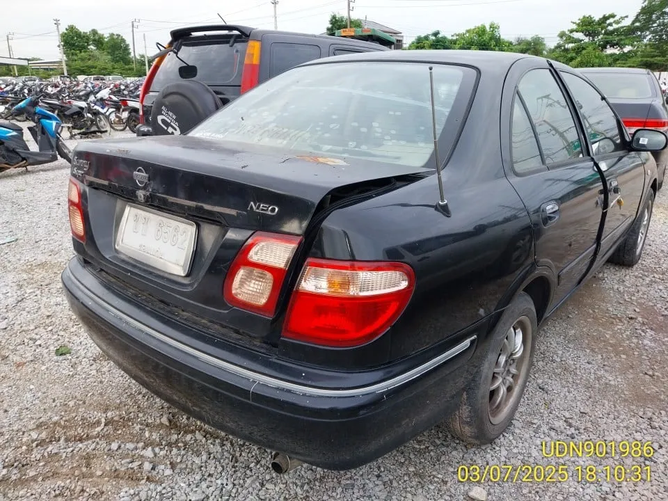2003 Nissan Sunny – 6