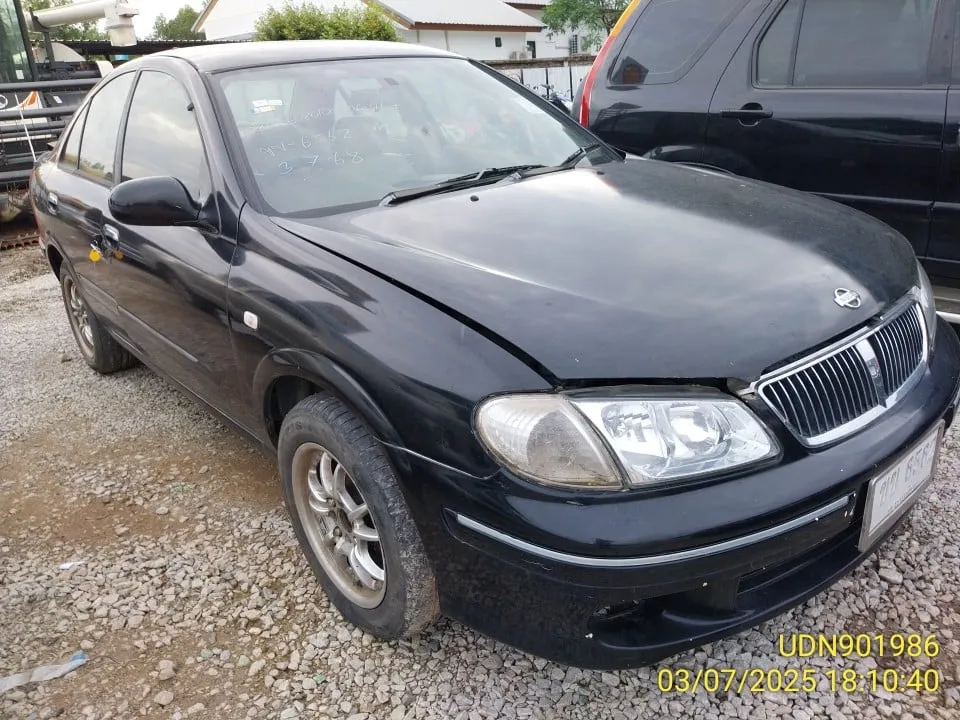 2003 Nissan Sunny – 8