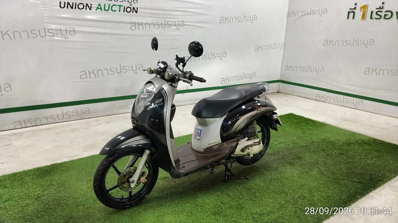 2011 Honda Scoopy – 8