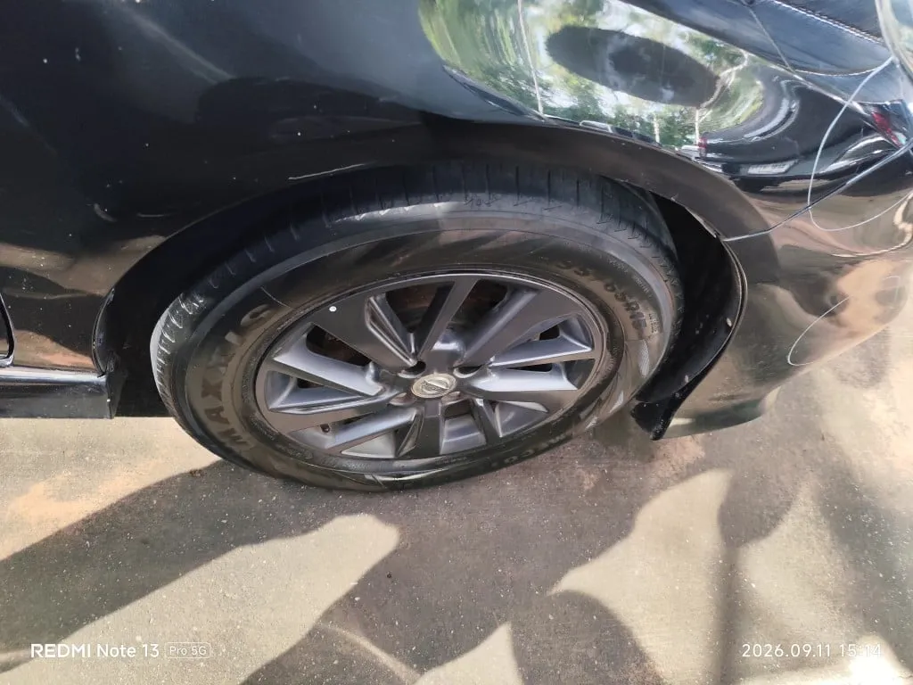 2017 Nissan Almera – 10