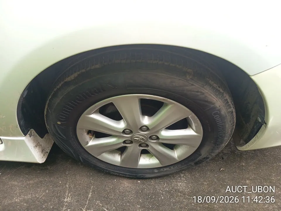 2012 Toyota Corolla Altis – 2