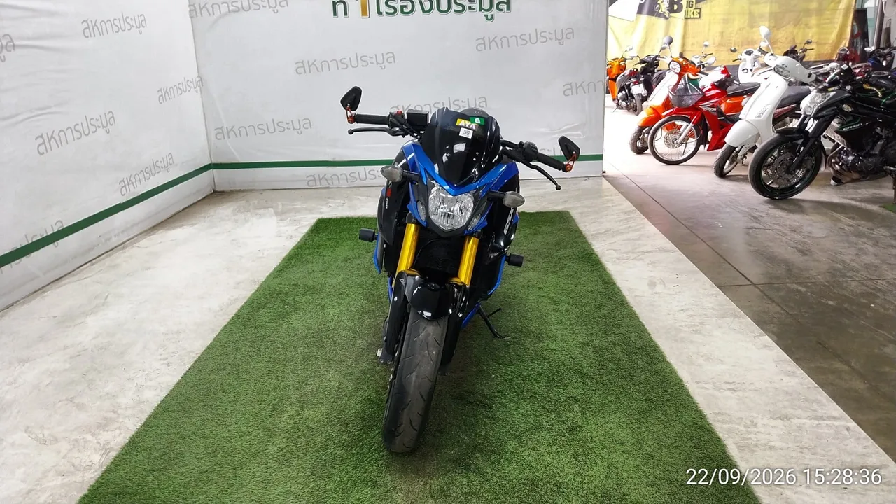 2017 Suzuki GSX-S750 – 1