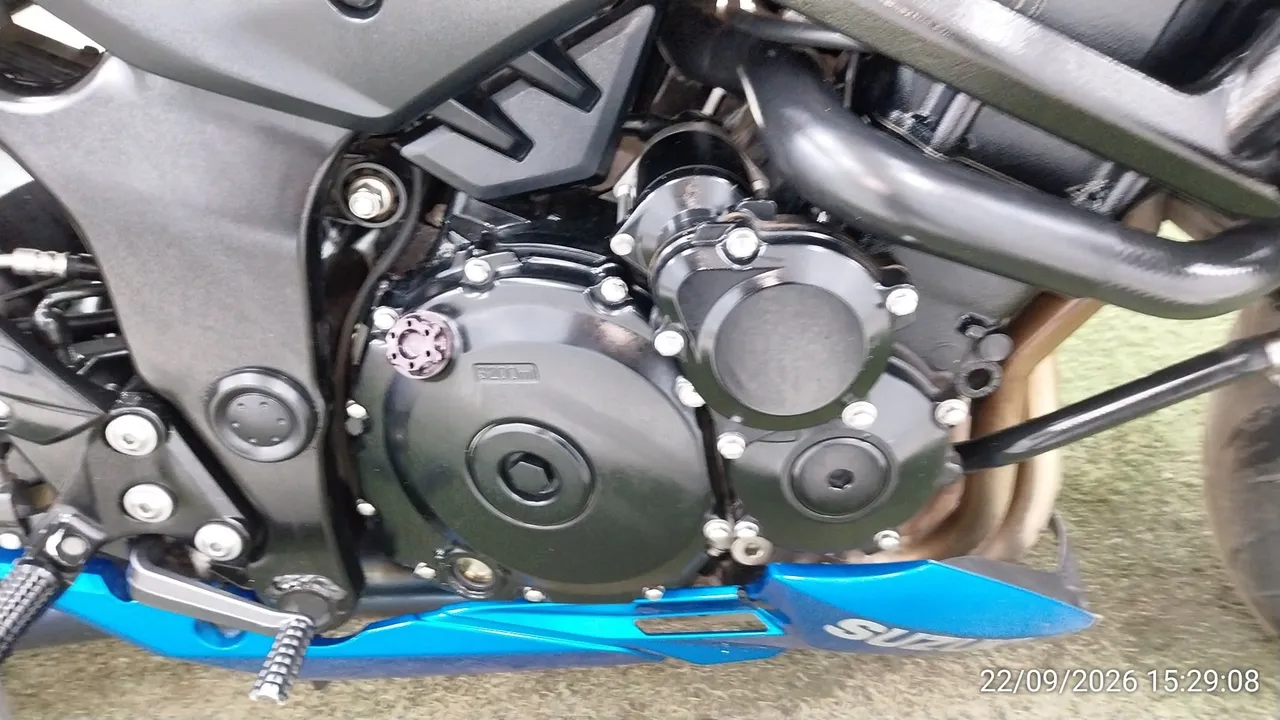 2017 Suzuki GSX-S750 – 11