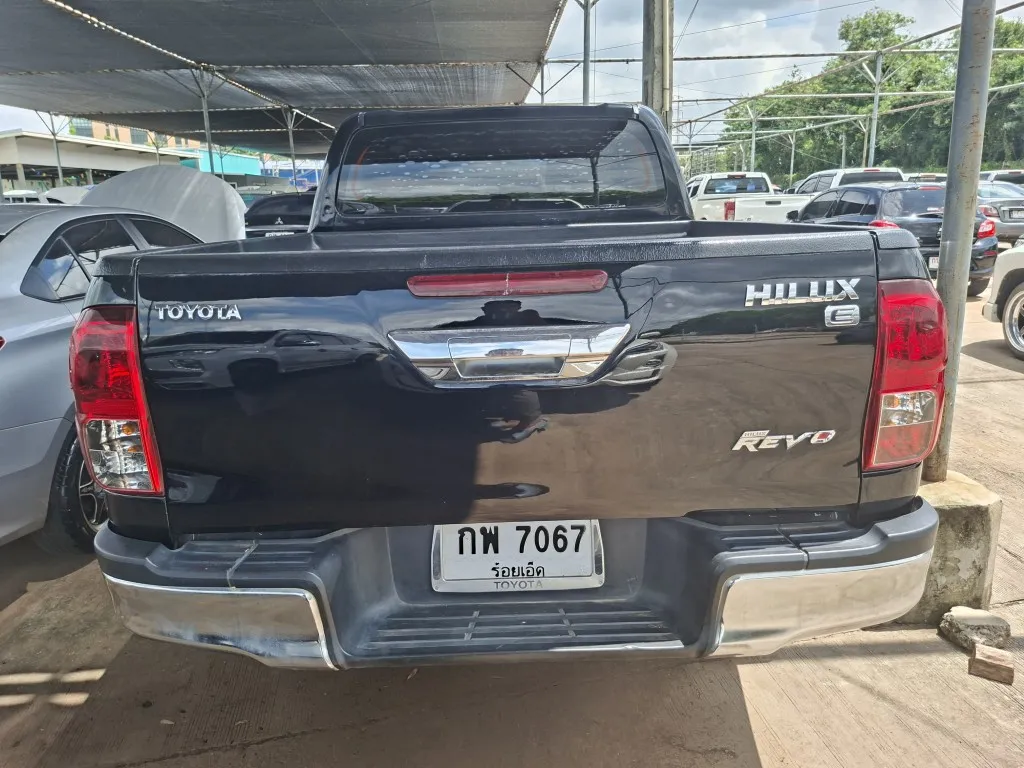 2015 Toyota Hilux Revo – 5