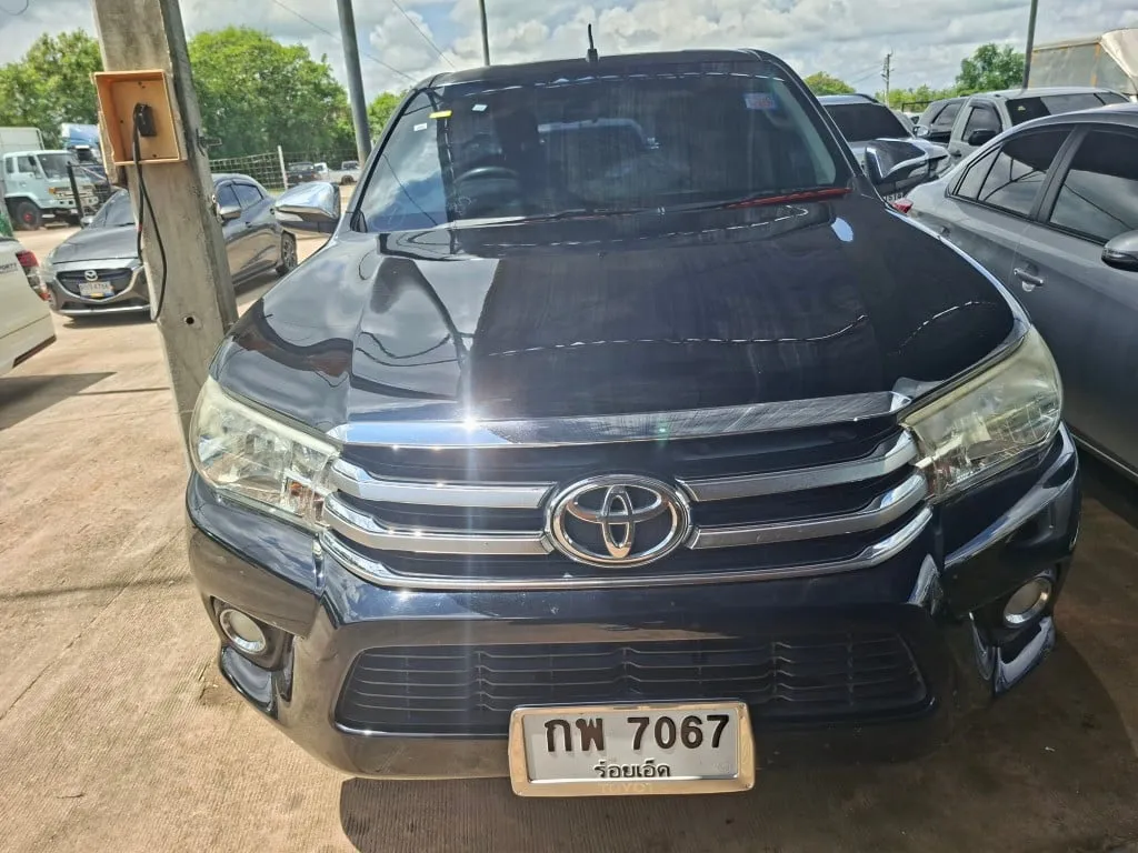 2015 Toyota Hilux Revo – 1
