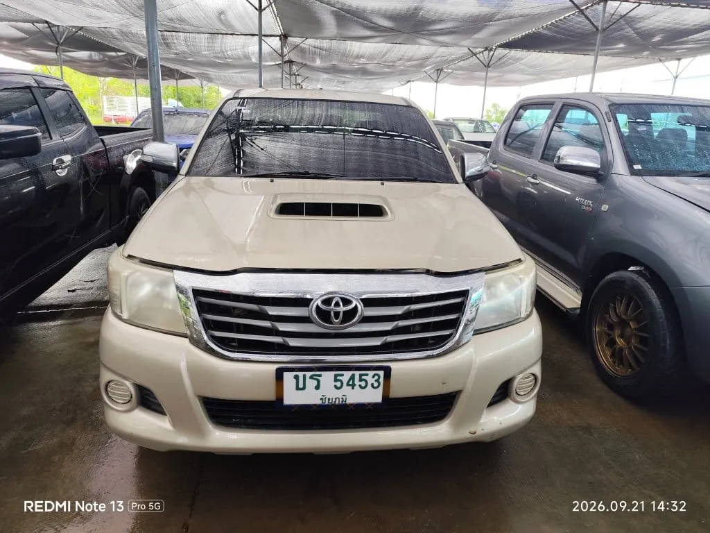 2012 Toyota Hilux Vigo – 1
