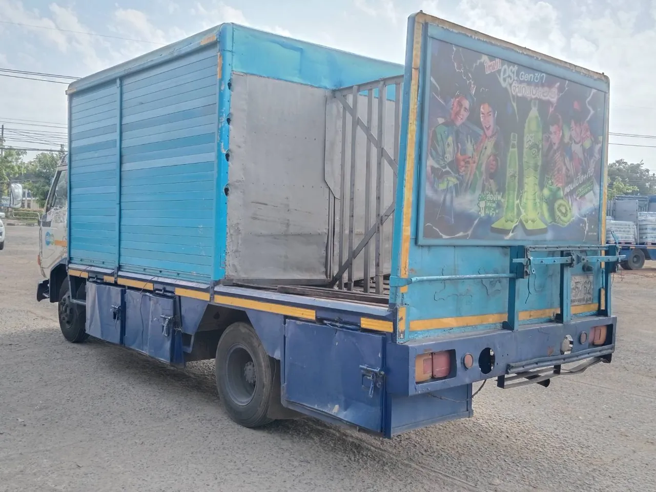 1995 Hino 6 Wheels – 5