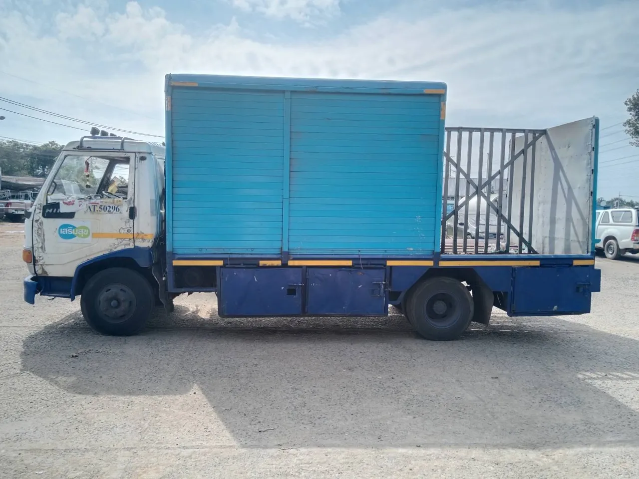 1995 Hino 6 Wheels – 6
