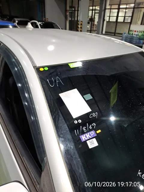 2015 Toyota Yaris – 12