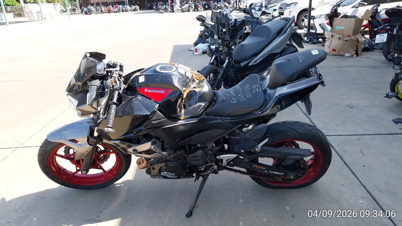 2019 Kawasaki Z400 – 7