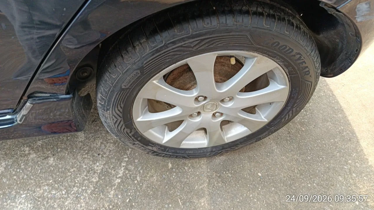 2009 Mazda Mazda2 – 11