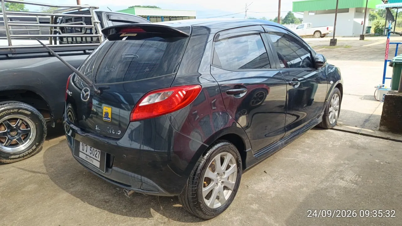 2009 Mazda Mazda2 – 8