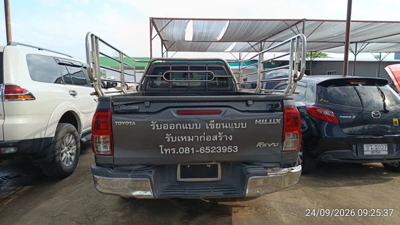 2021 Toyota Hilux Revo – 11