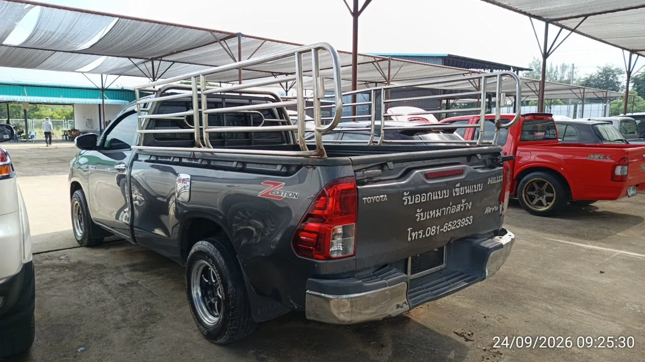 2021 Toyota Hilux Revo – 10