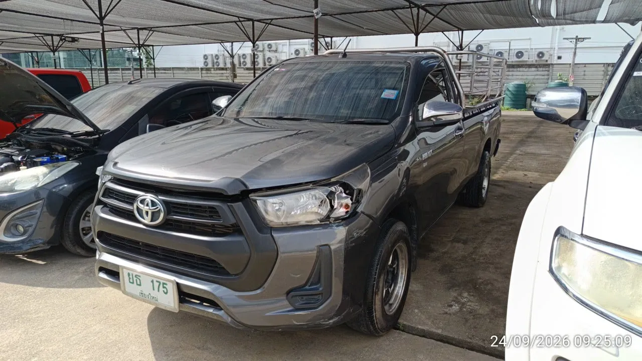 2021 Toyota Hilux Revo – 9