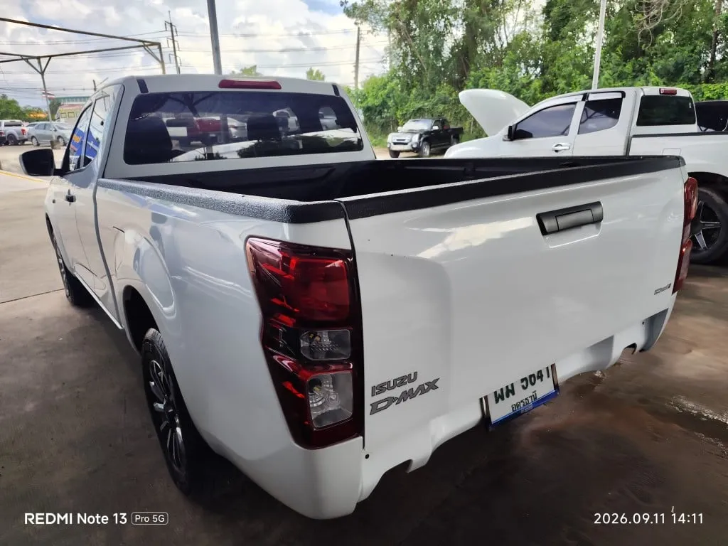 2021 Isuzu D-Max – 5
